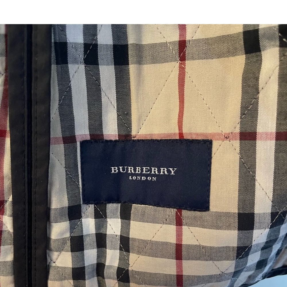 Burberry jacket - Picture 7 of 10